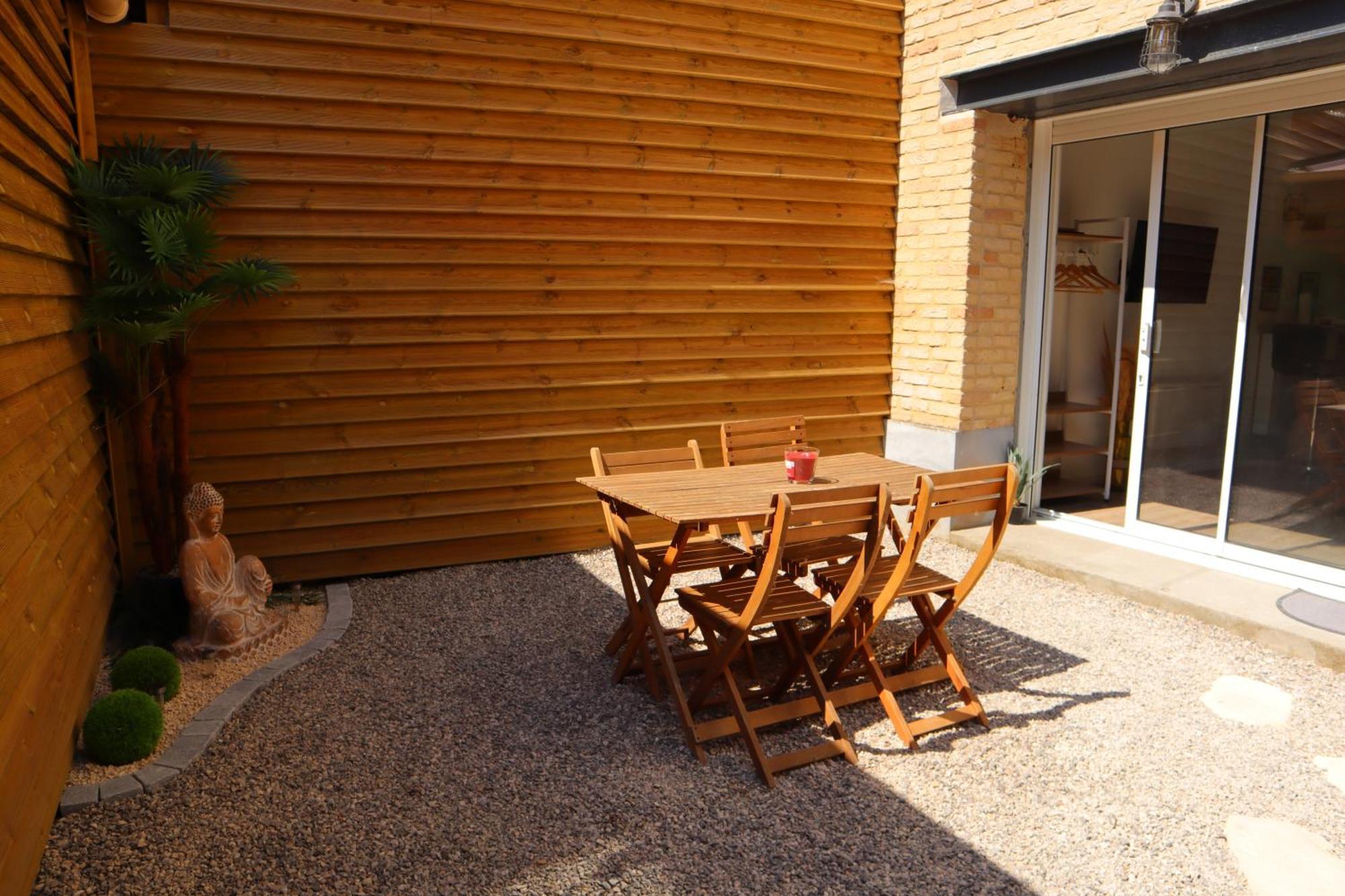 Appartement - Parking Prive Gratuit, Proche Centre-Ville Et Gare De Saint-Omer Sint-Omaars Buitenkant foto