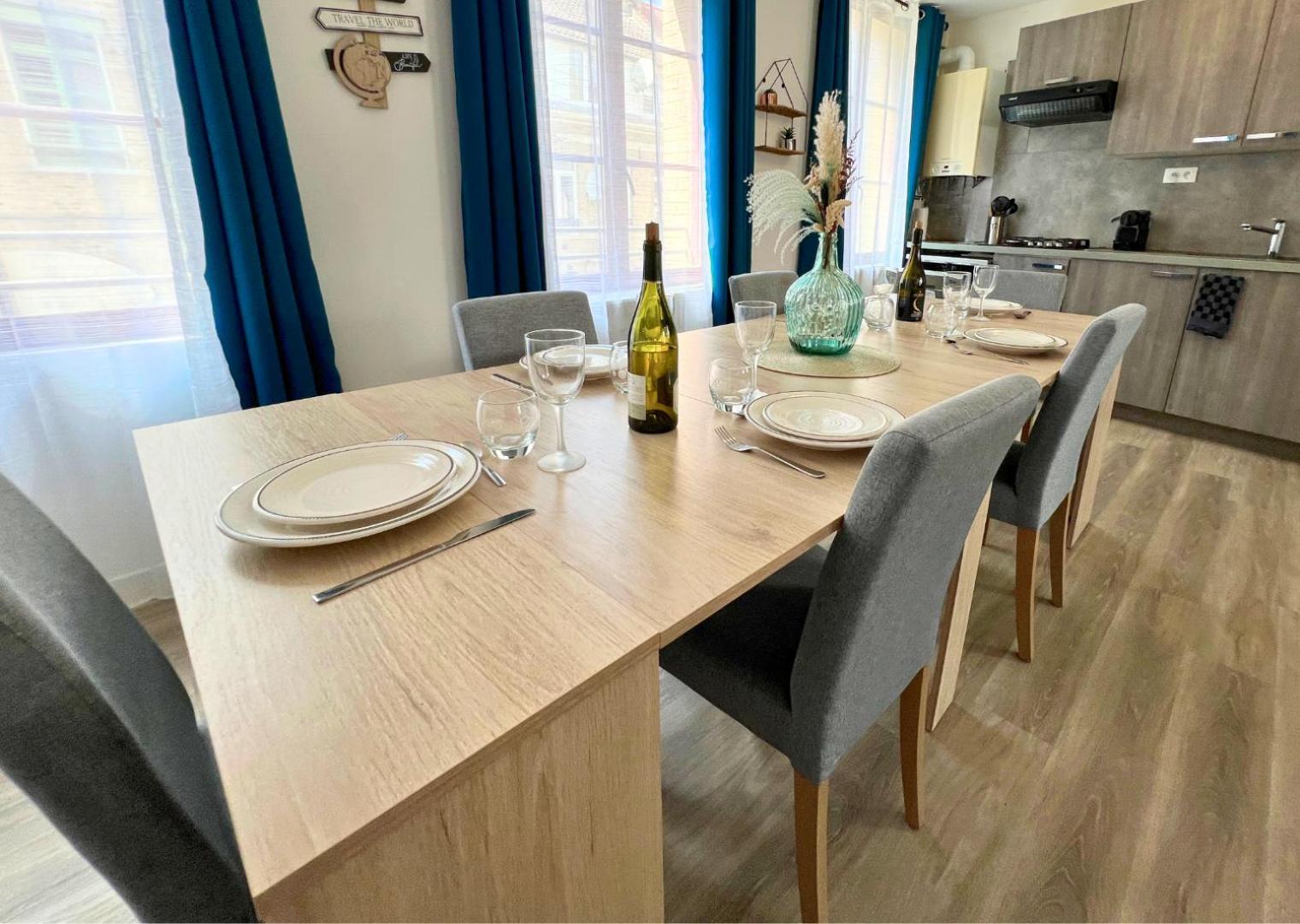 Appartement - Parking Prive Gratuit, Proche Centre-Ville Et Gare De Saint-Omer Sint-Omaars Buitenkant foto