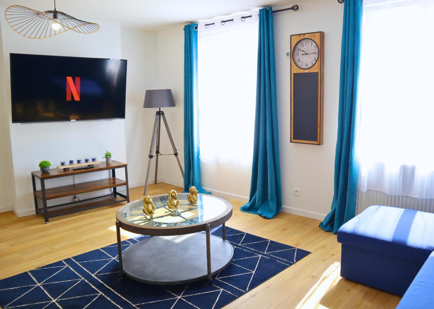 Appartement - Parking Prive Gratuit, Proche Centre-Ville Et Gare De Saint-Omer Sint-Omaars Buitenkant foto