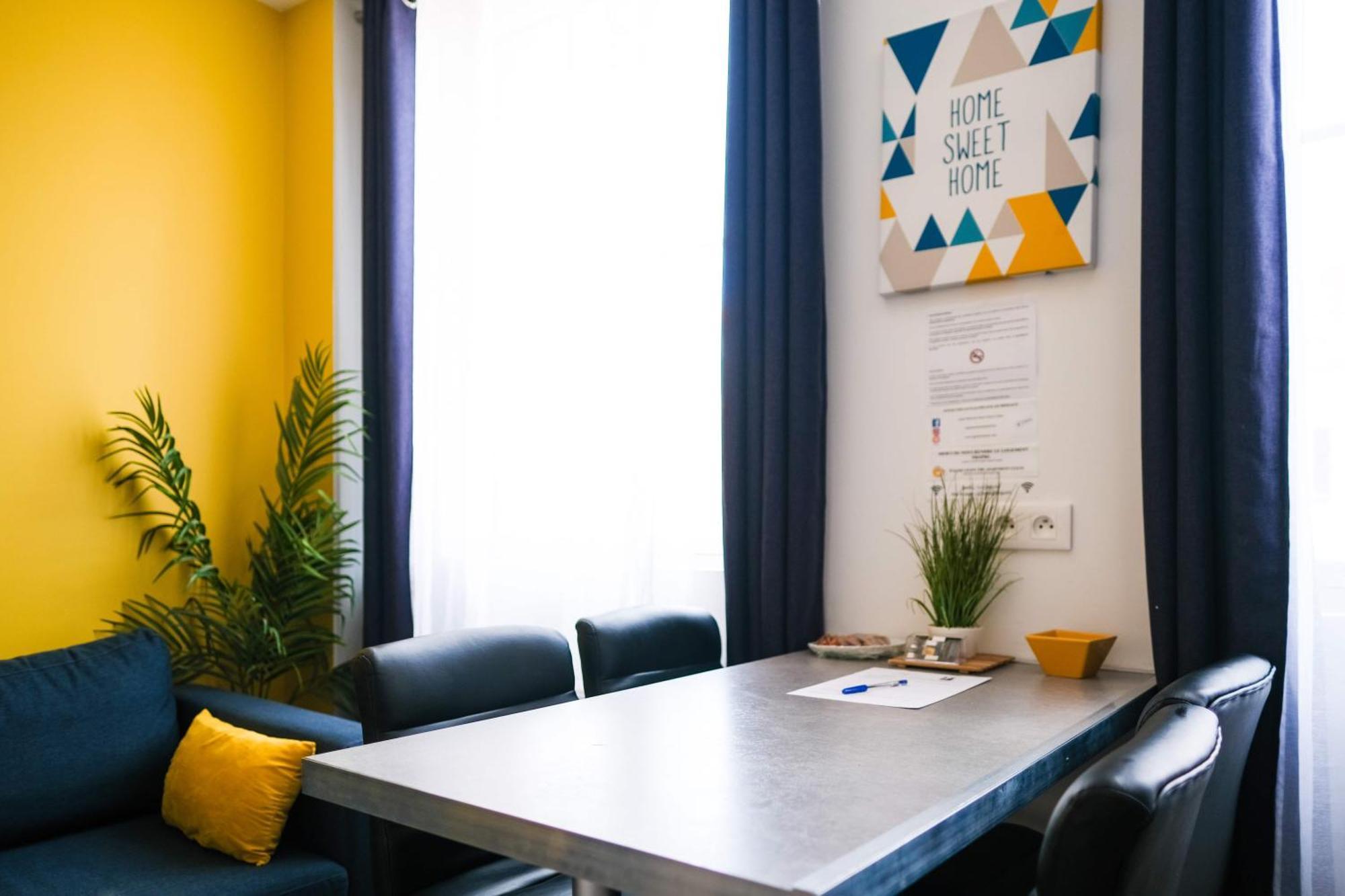 Appartement - Parking Prive Gratuit, Proche Centre-Ville Et Gare De Saint-Omer Sint-Omaars Buitenkant foto